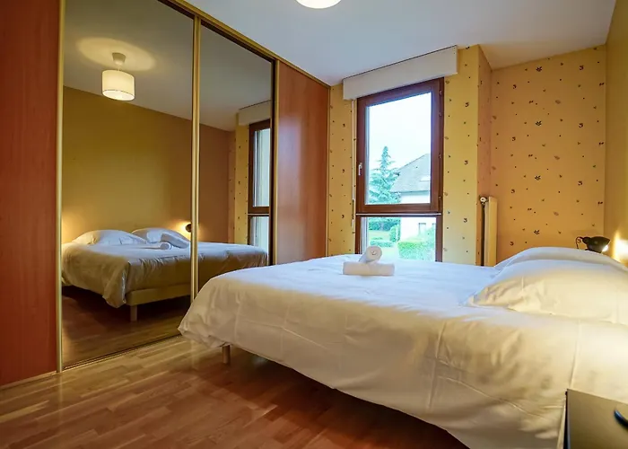 Le Bleu Du Lac - 150M From The Lake - Terrace & Parking In Sevrier